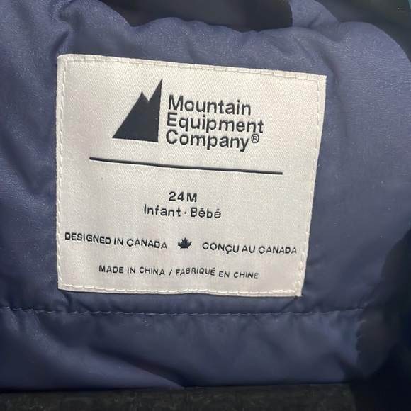 This is a brand new baby MEC suit I purchased it for 100 dollars. - Picture 2 of 4